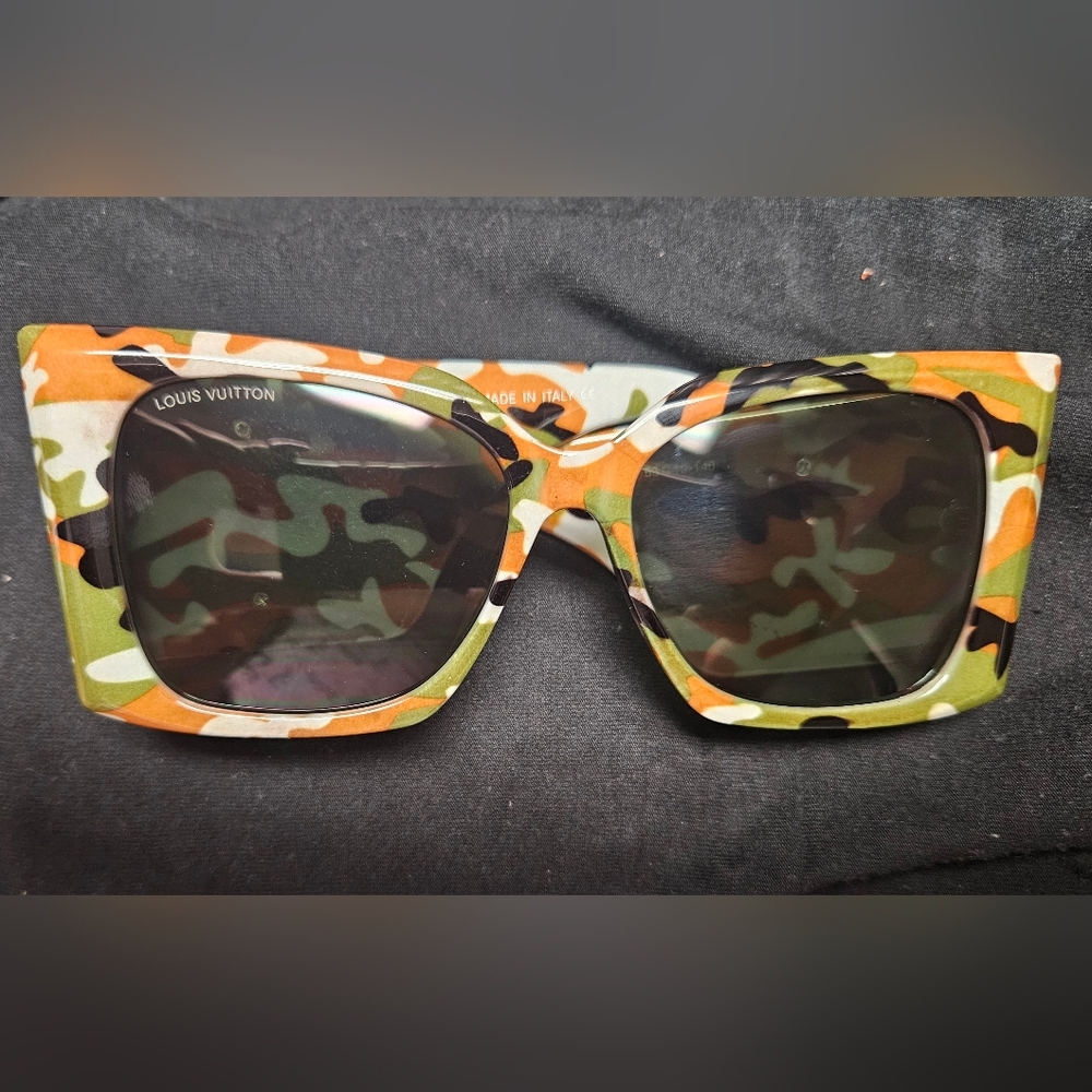 Stylish Green and Orange Camouflage Sunglasses